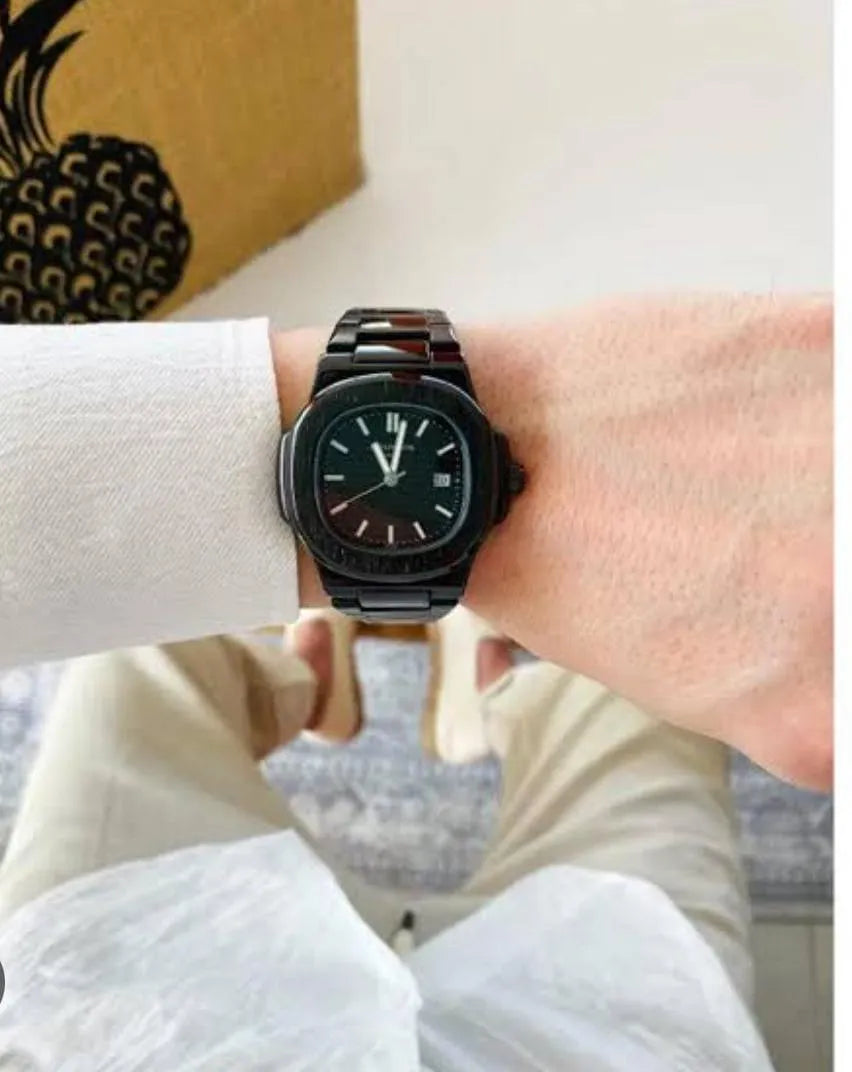 Lightweight Casual Wrist Watch for Everyday Use